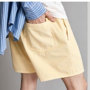 Madewell Yellow Everywear Corduroy Shorts, Pale Daffodil Size M